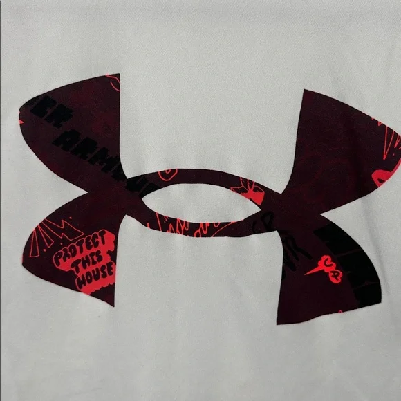 Under Armour Men's Sz YXL White Long Sleeve Tee with Red Logo - Picture 2 of 5